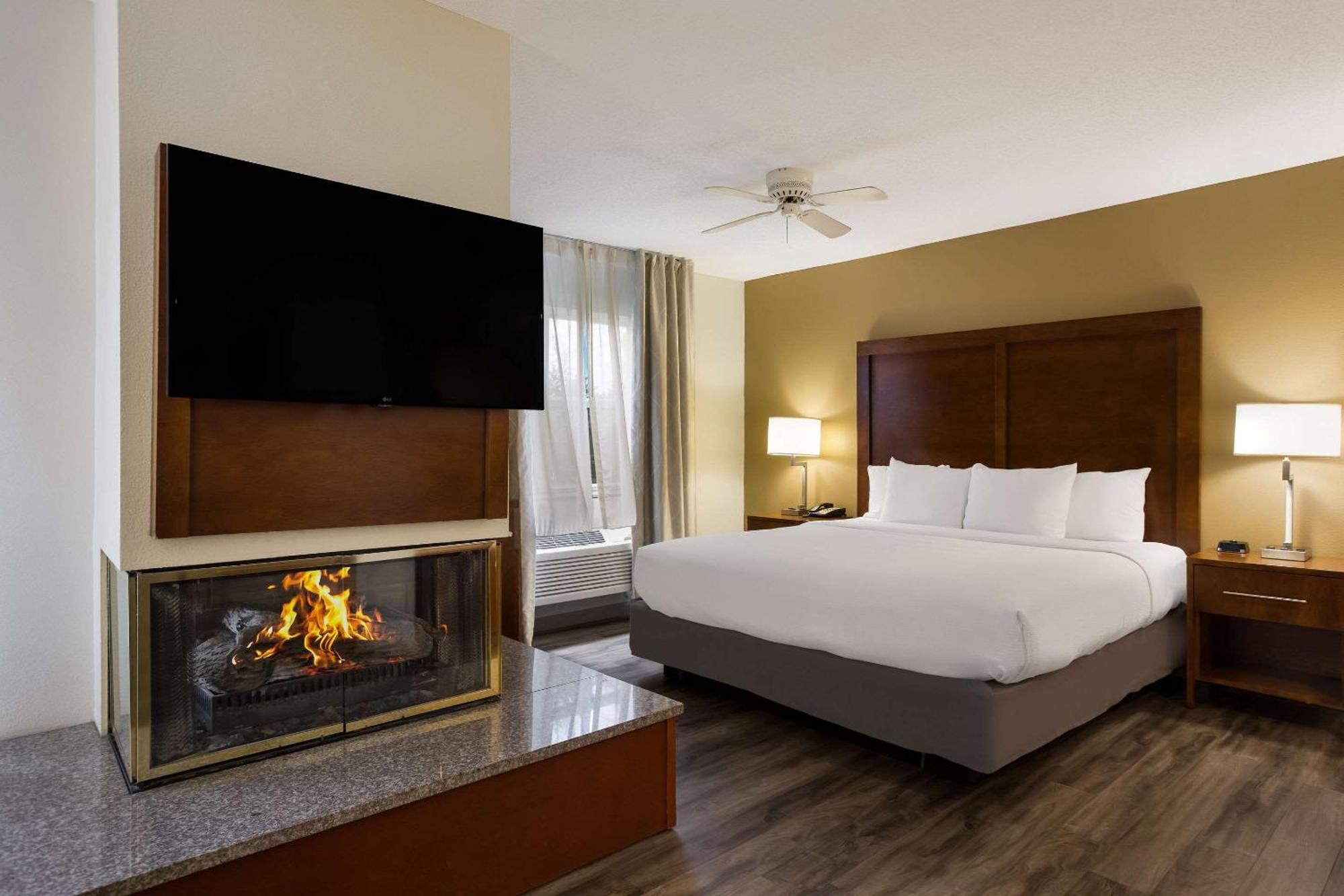The Inn At Apple Valley, Ascend Hotel Collection Севьервилл Экстерьер фото