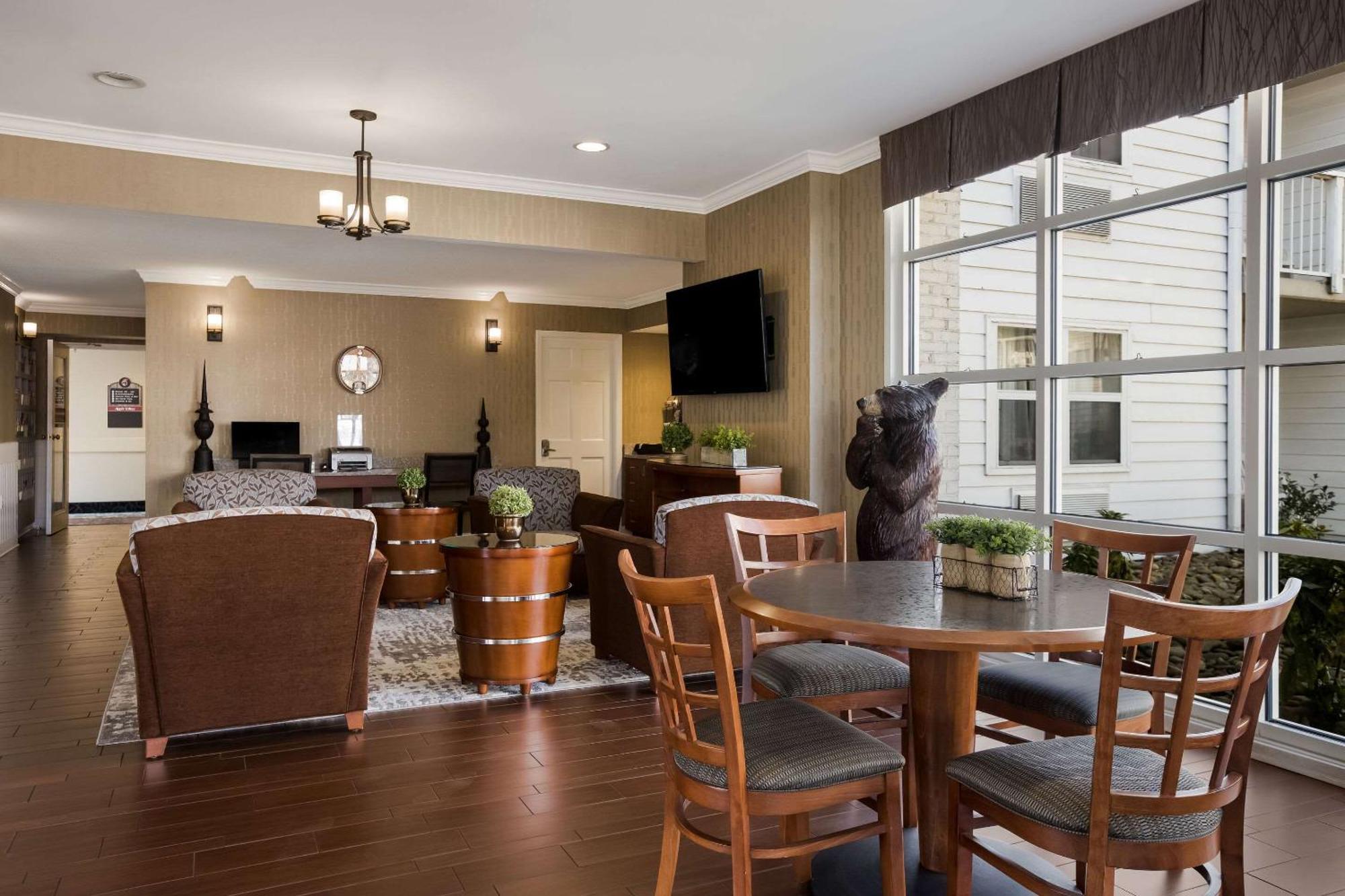 The Inn At Apple Valley, Ascend Hotel Collection Севьервилл Экстерьер фото